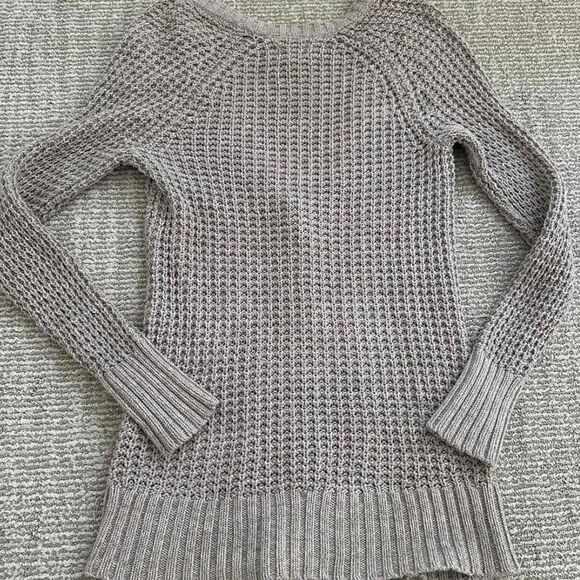 American Eagle Y2K Baby Knit Button Down Cardigan –Elena Gilbert Core - Picture 7 of 8